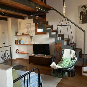 La Casa Dell'arte E Della Moda. Apartamento