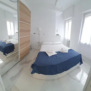 Reali Bonaccini , Milano Italia