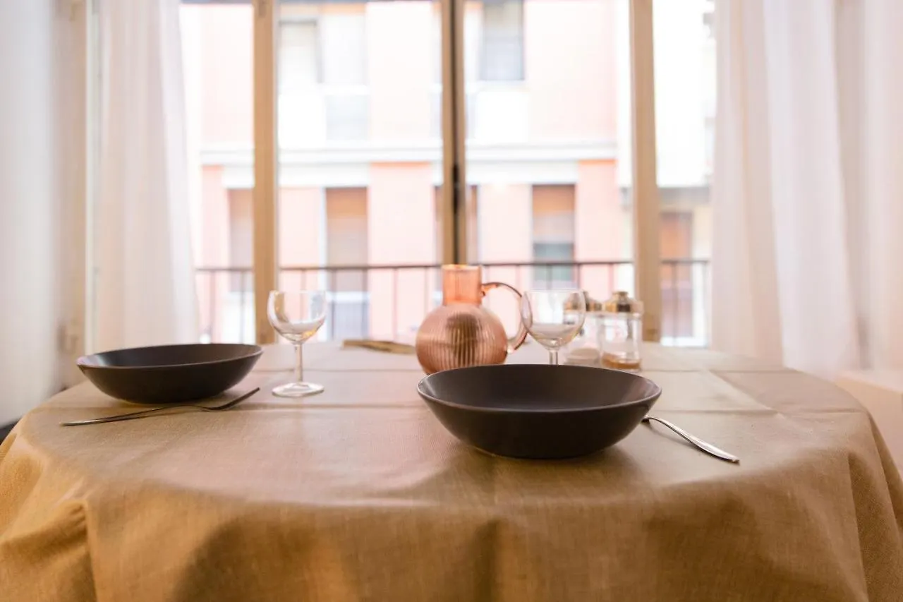 Modern Studio Apartment In Front Of Ponte Vecchio Firenze 0*,  Italia